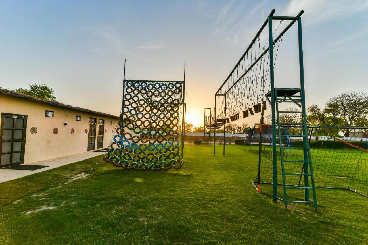Oyo Home 35520 Ariisse Farms Rural Stay Manesar Exterior photo