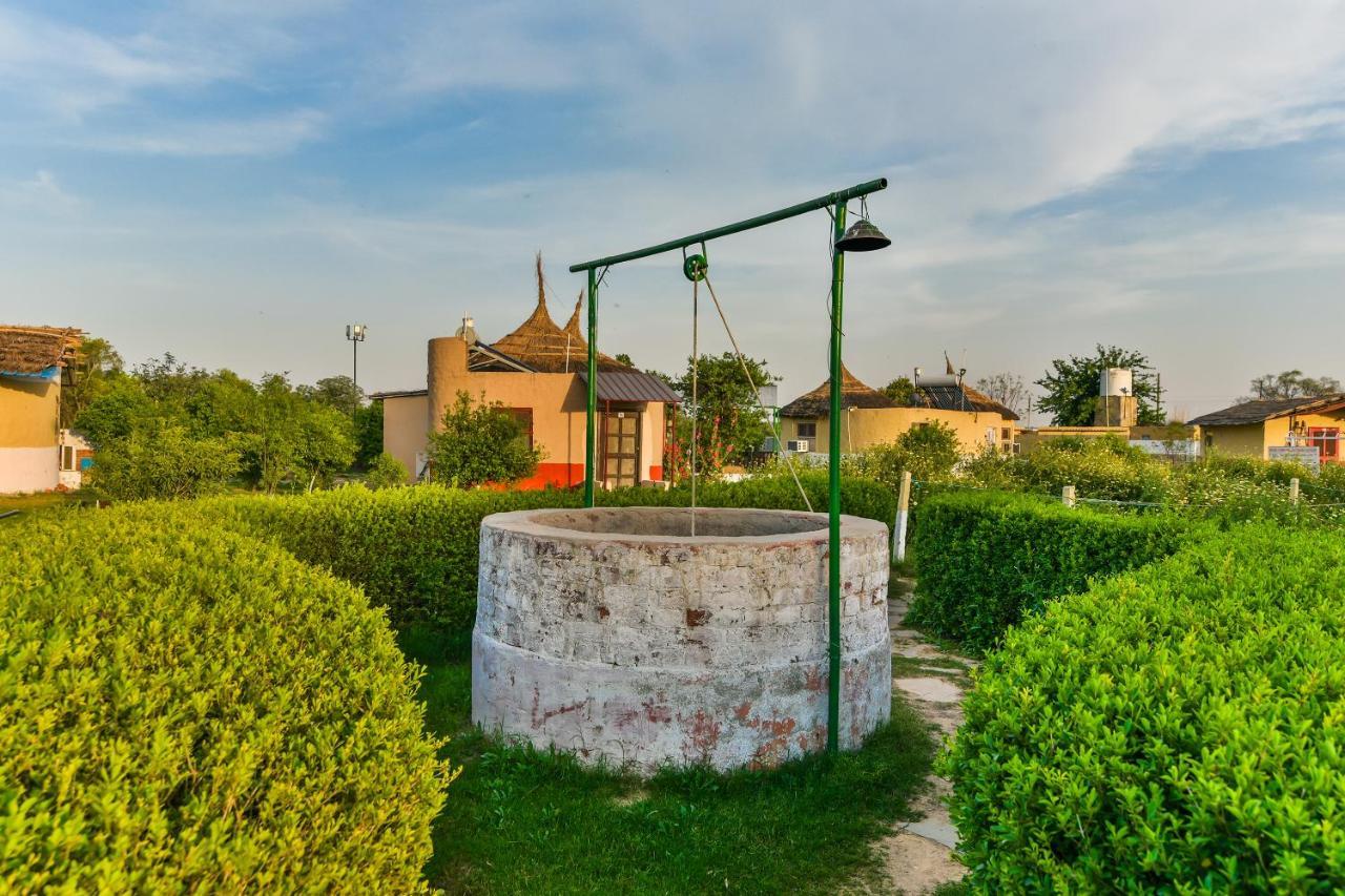Oyo Home 35520 Ariisse Farms Rural Stay Manesar Exterior photo